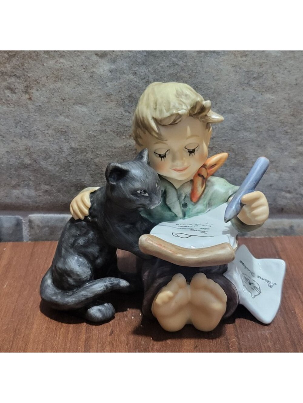 Goebel Hummel Figurine The Cats Meow 2136 First Issue 2003 TMK 8 Box COA Mint